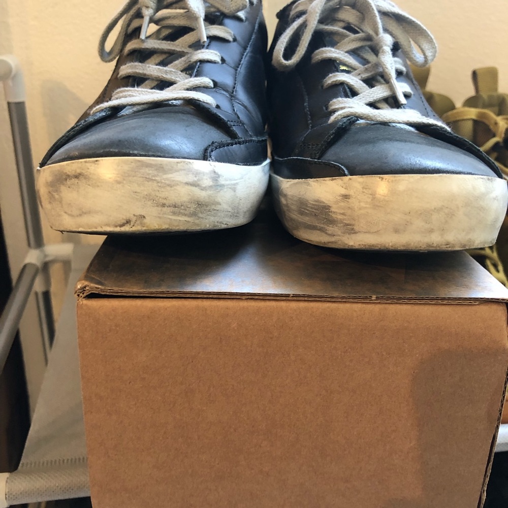 Golden Goose size 38 barely used - Picture 6 of 8